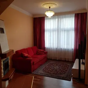 https://apartman-moravska-188.karlovyvary-hotels.com
