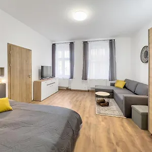 Lukas 1 Apartmán